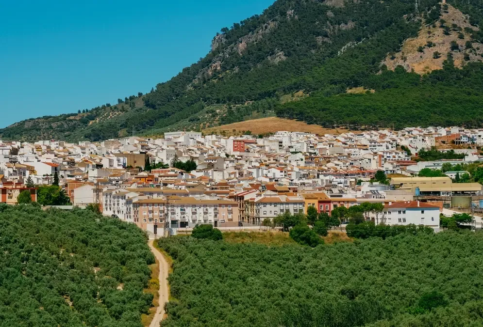 Village de Rute, capitale de l'anis artisanal en Andalousie