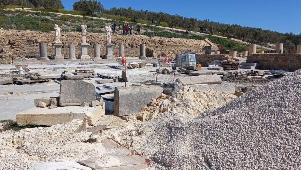 Obras en el antiguo foro romano de Torreparedones, en Baena.