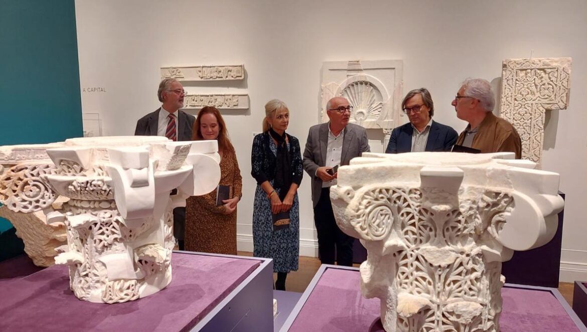 La exposición, con material original de Medina Azahara.