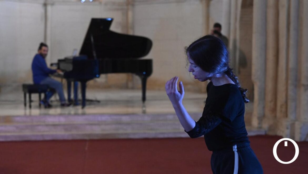 Espectáculo 'Un cuerpo común' en la iglesia de la Magdalena J.M. AYALA