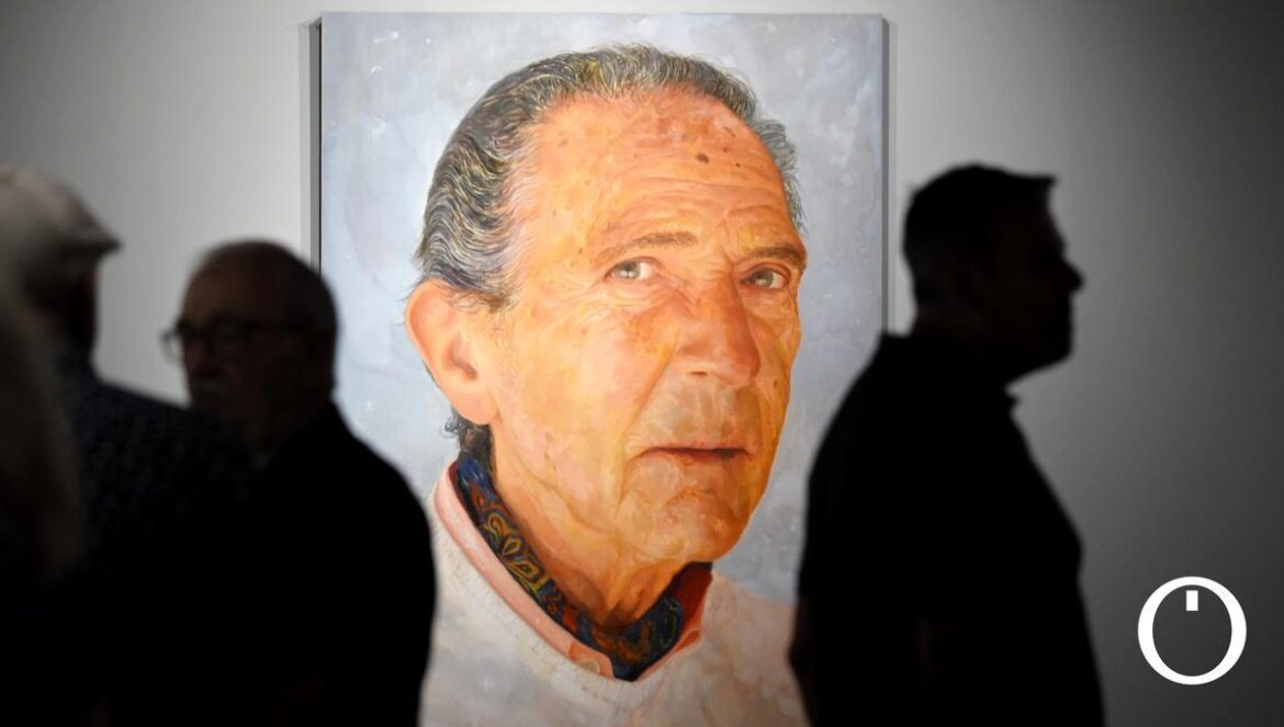 La exposición 'Cruzar Miradas. Retratos de Antonio Gala'.