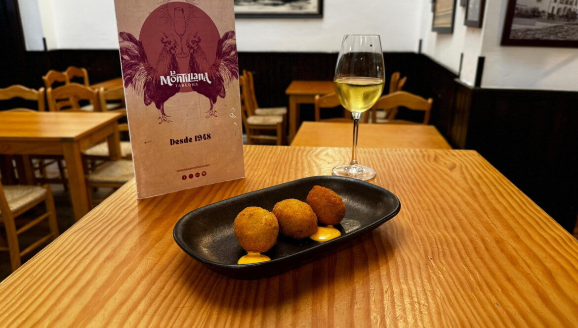 Croquetas de chorizo de Espejo con mahonesa de chorizo / Taberna La Montillana