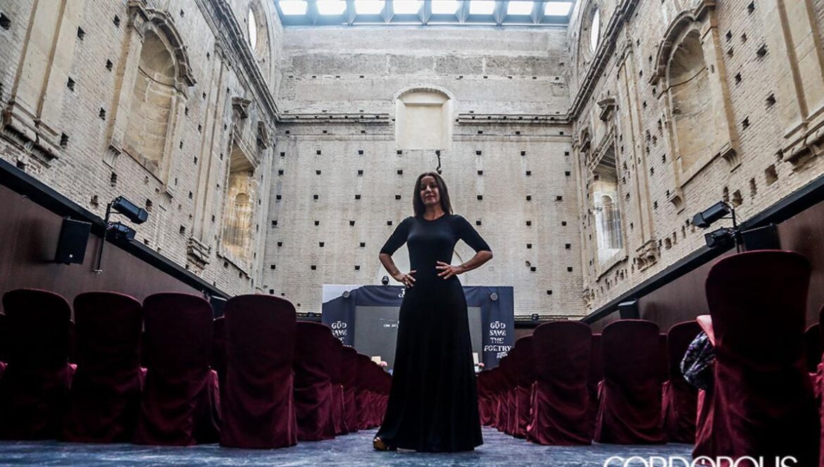 La cantante Mariola Membrives ÁLEX GALLEGOS
