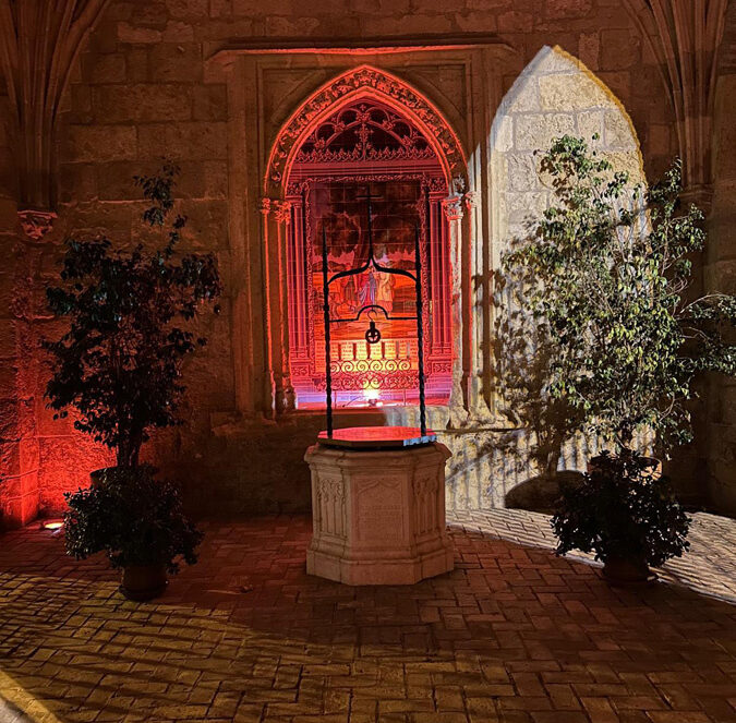 Parroquia de Nuestra Señora de la Fuensanta iluminada de Córdoba