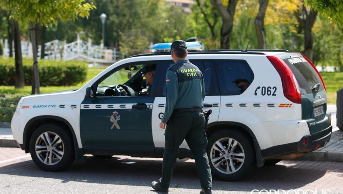 Guardia Civil en Córdoba. ÁLEX GALLEGOS