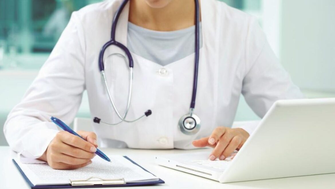 Imagen de recurso de una consulta médica. SANITAS