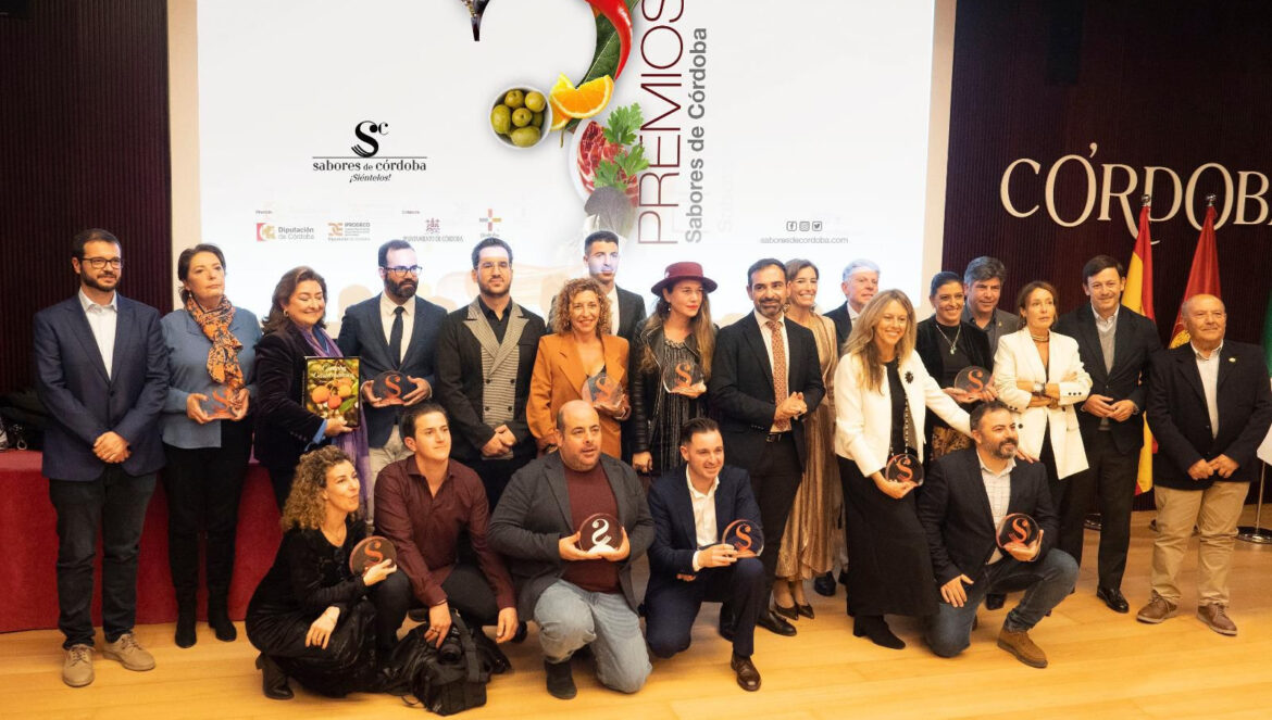 Foto de familia de los premiados en los III Premios Sabores de Córdoba / Sabores de Córdoba