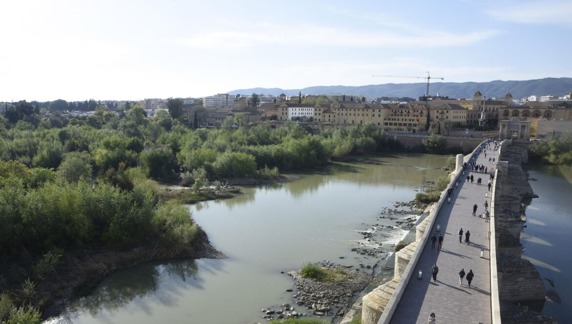 Río Guadalquivir, a su paso por Córdoba. / El Día