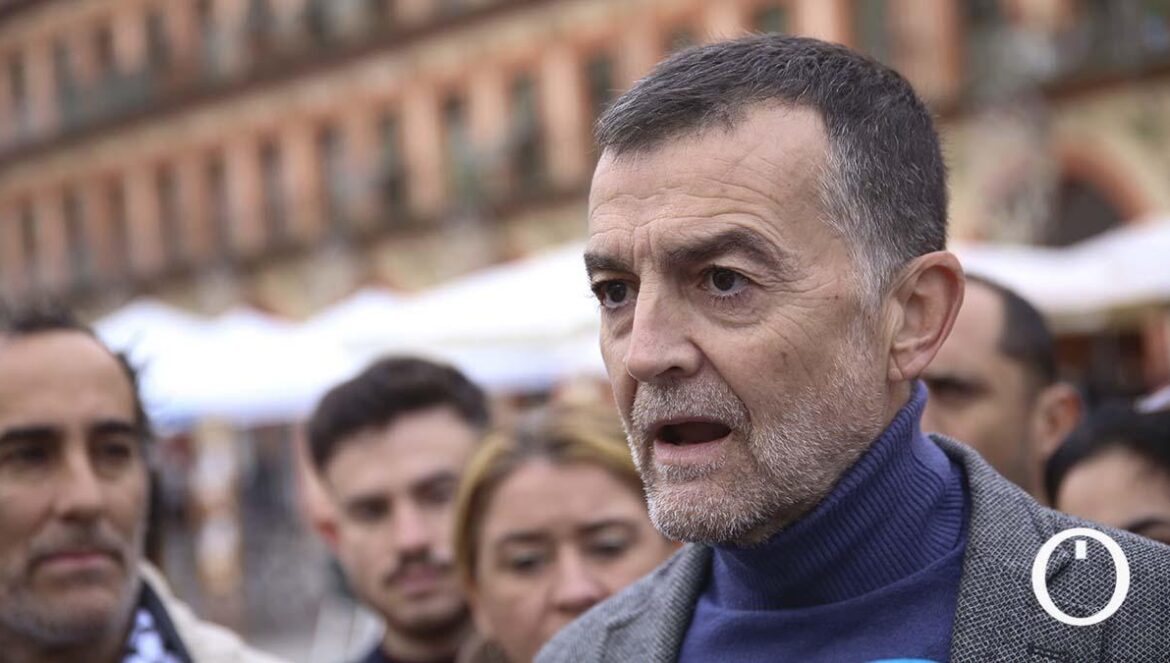El coordinador general de IU, Antonio Maíllo, atiende a los medios para presentar 'Convocatoria por la Democracia' MADERO CUBERO