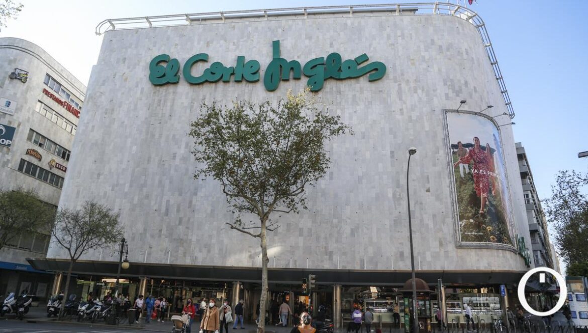 Fachada de El Corte Inglés de Ronda de los Tejares