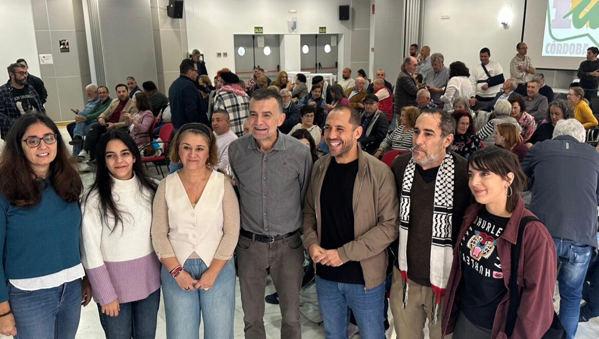 Antonio Maíllo, en el centro, durante su encuentro en Córdoba / El Día
