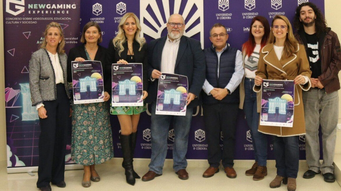 Las autoridades y organizadores, durante la presentación del evento. / UCO