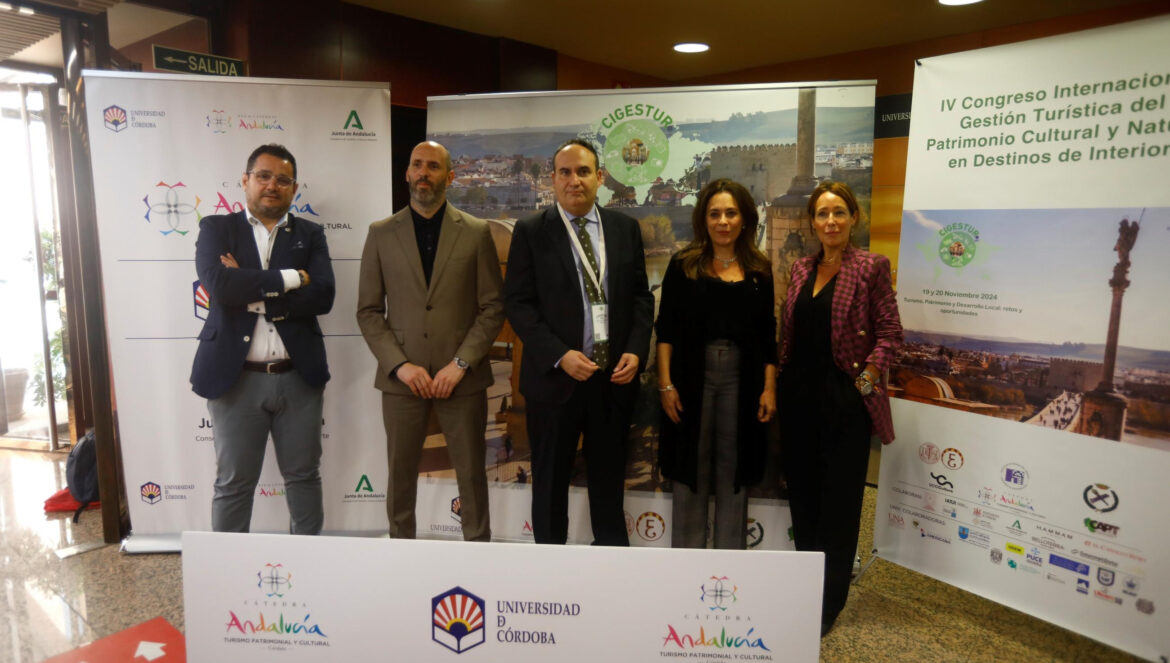 Dirigentes institucionales en la inauguración del IV Congreso Internacional de Gestión Turística del Patrimonio (Cigestur) / Miguel Ángel Salas