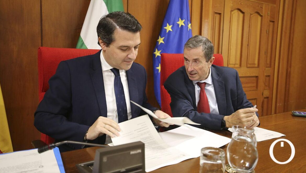 El alcalde, durante el Pleno de este lunes Madero Cubero Pleno en el Ayuntamiento de Córdoba Madero Cubero