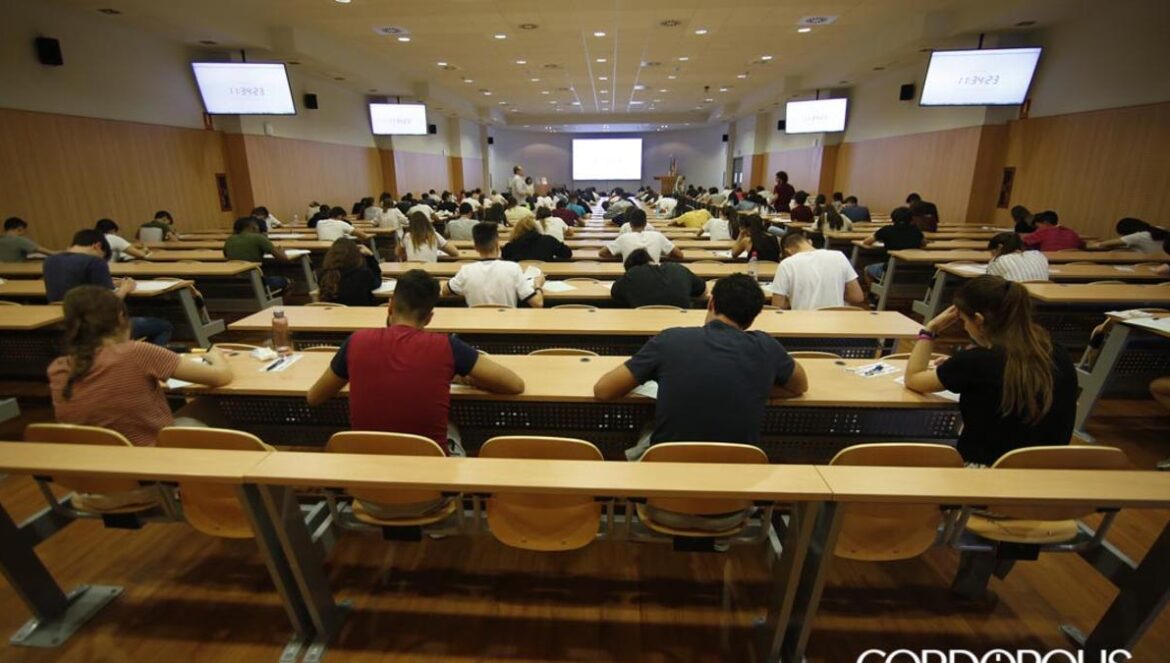 Examen para acceder a la Universidad | ÁLEX GALLEGOS