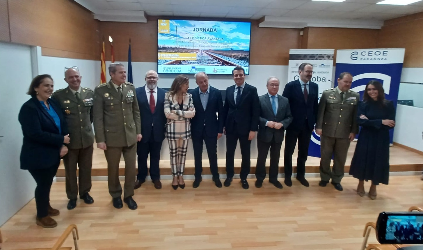 Presentación de la Base Logística del Ejército en Zaragoza / R. M. M.