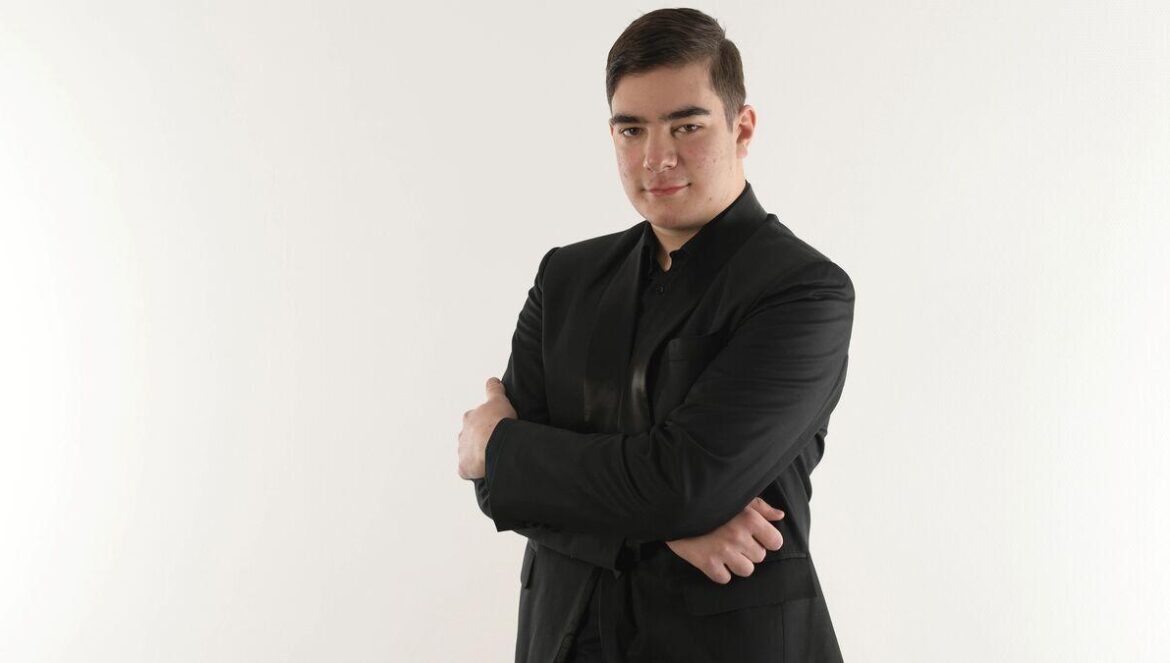 Emin Kiourktchian.