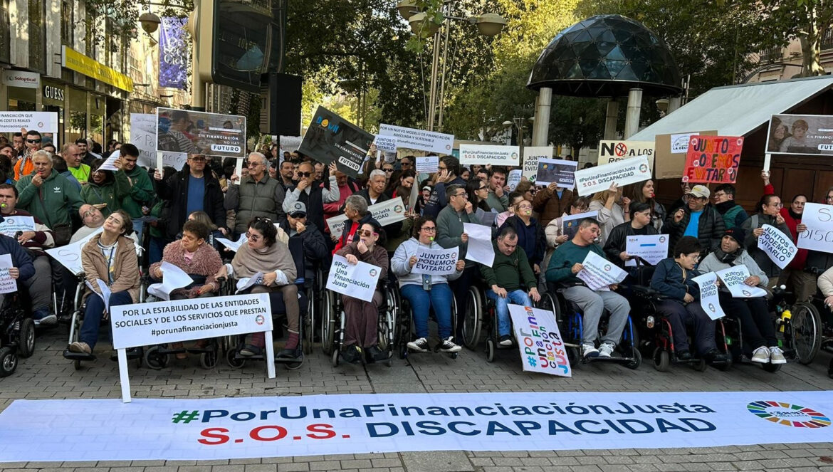 Concentración en Córdoba de las organizaciones que trabajan con personas con discapacidad.