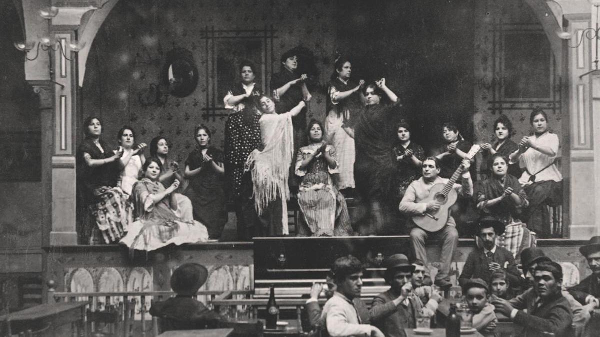 Un fotograma de la película 'Fandango'. Proyección de Fandango, Remedios Málvarez J. M. Ayala Sala llena en la Filmoteca J. M. Ayala Rocío Márquez, en una imagen del film.