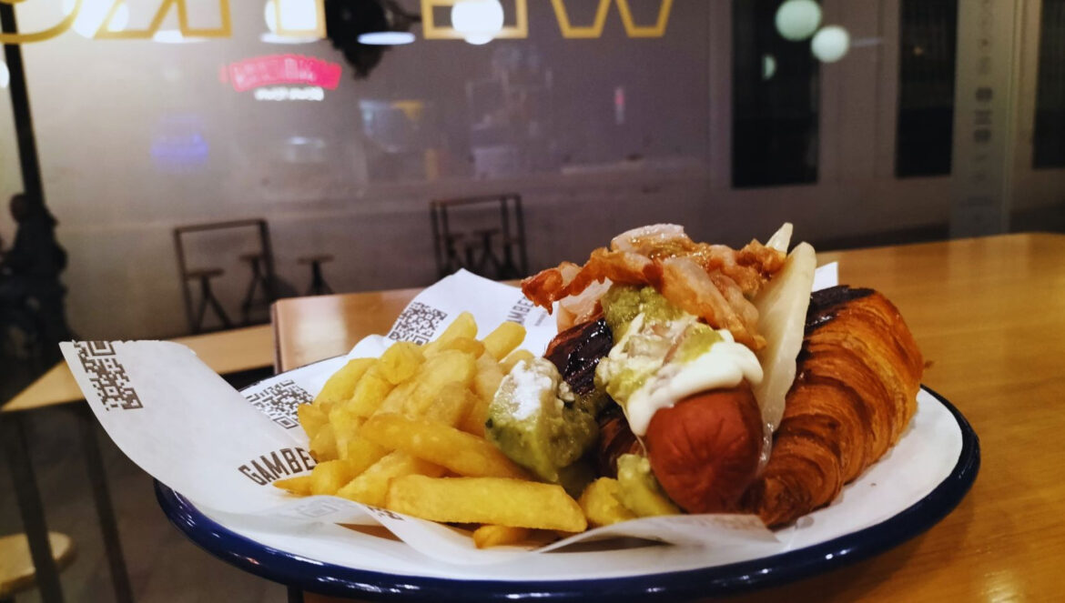 Hot Dog Medina Azahara / R.G.