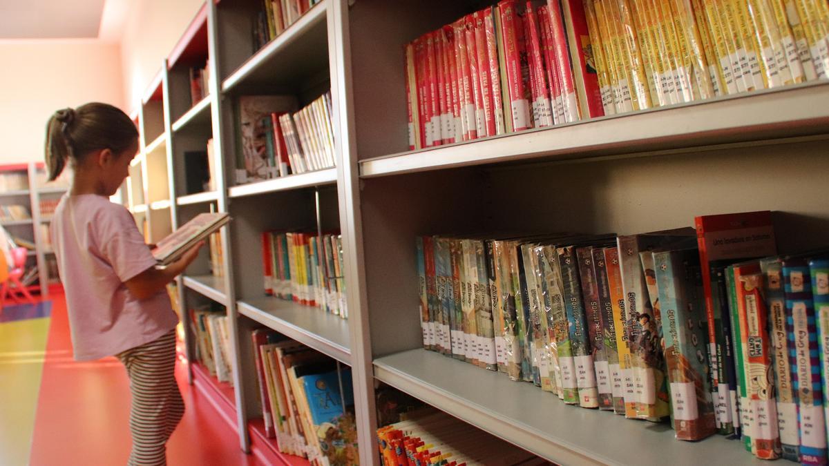 Cuentacuentos en la biblioteca de Montilla.