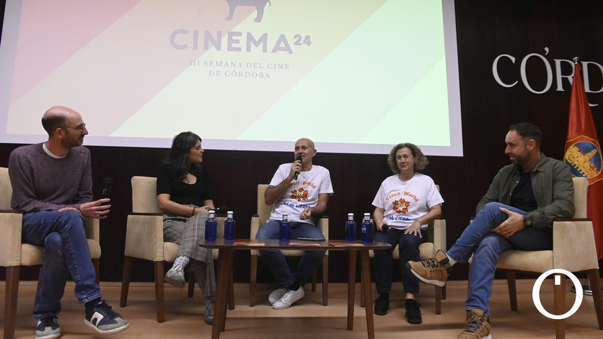 Mesa redonda sobre el documental Tívoli J.M.AYALA Mesa redonda sobre el documental Tívoli J.M.AYALA