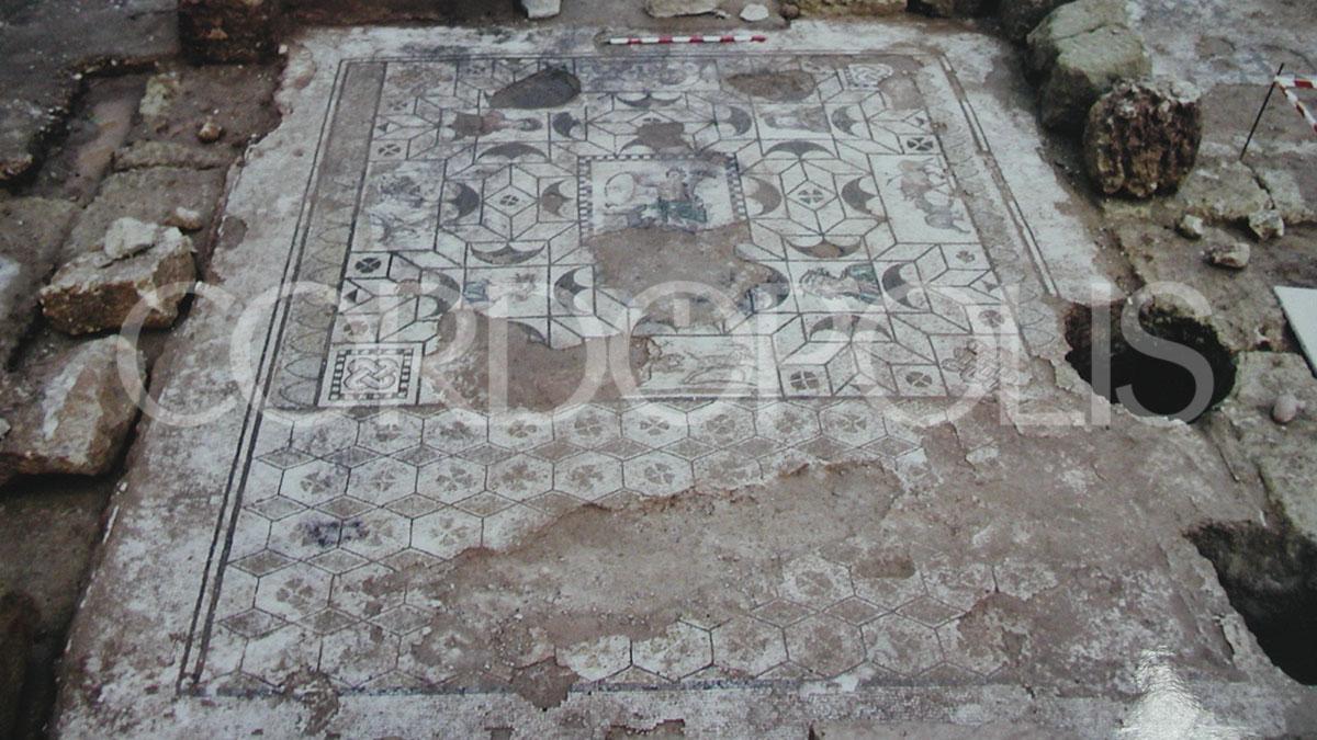 Villa romana que descansa en el sótano de un edificio de la calle Algarrobo de Córdoba