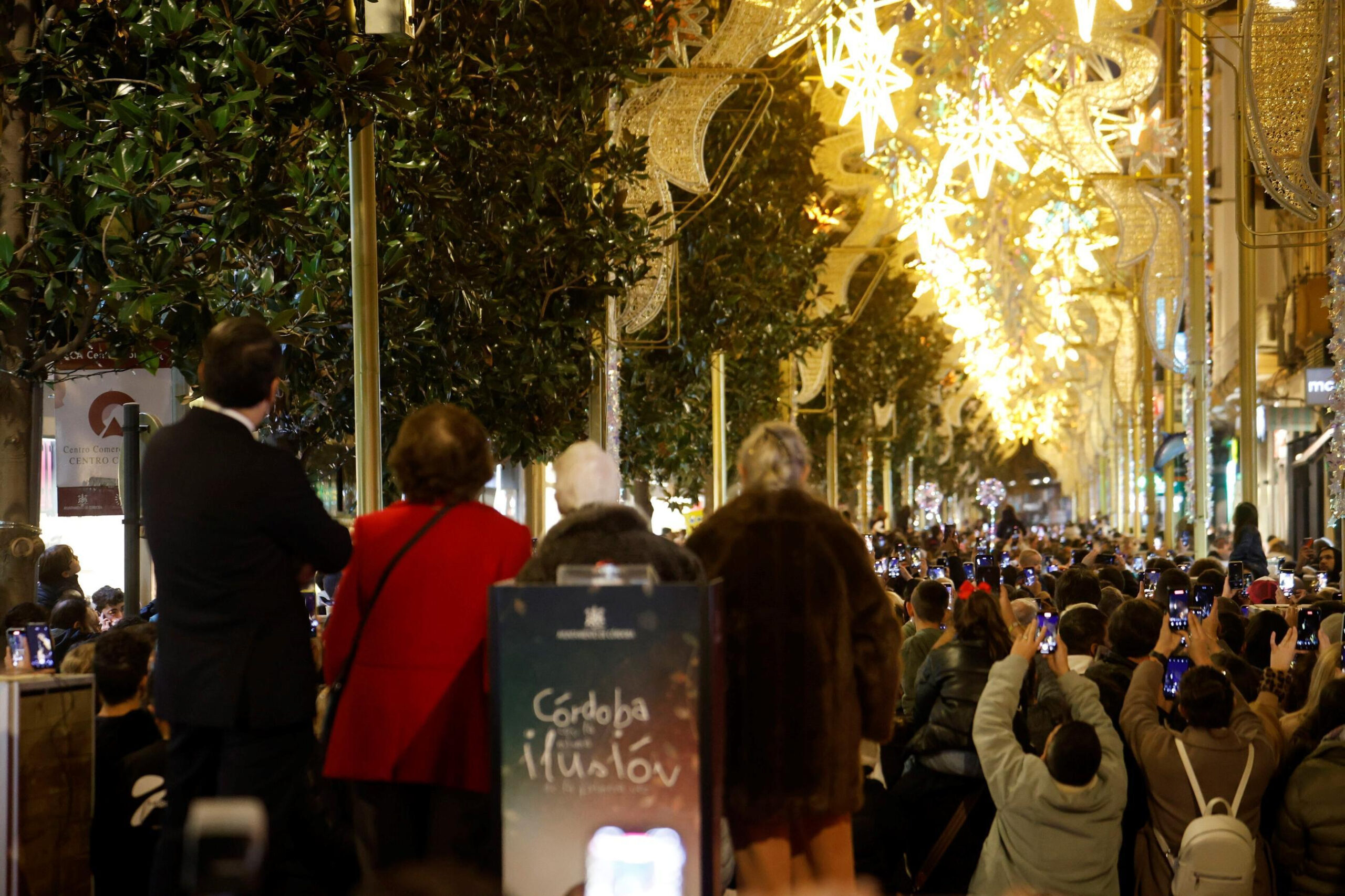 El espectáculo de luz y sonido de Cruz Conde / Miguel Ángel Salas