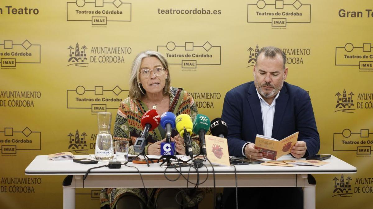 Isabel Albás y Luis Flores.