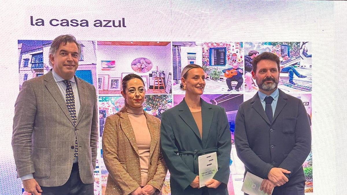 Presentación de una residencia de La Casa Azul en Fitur.
