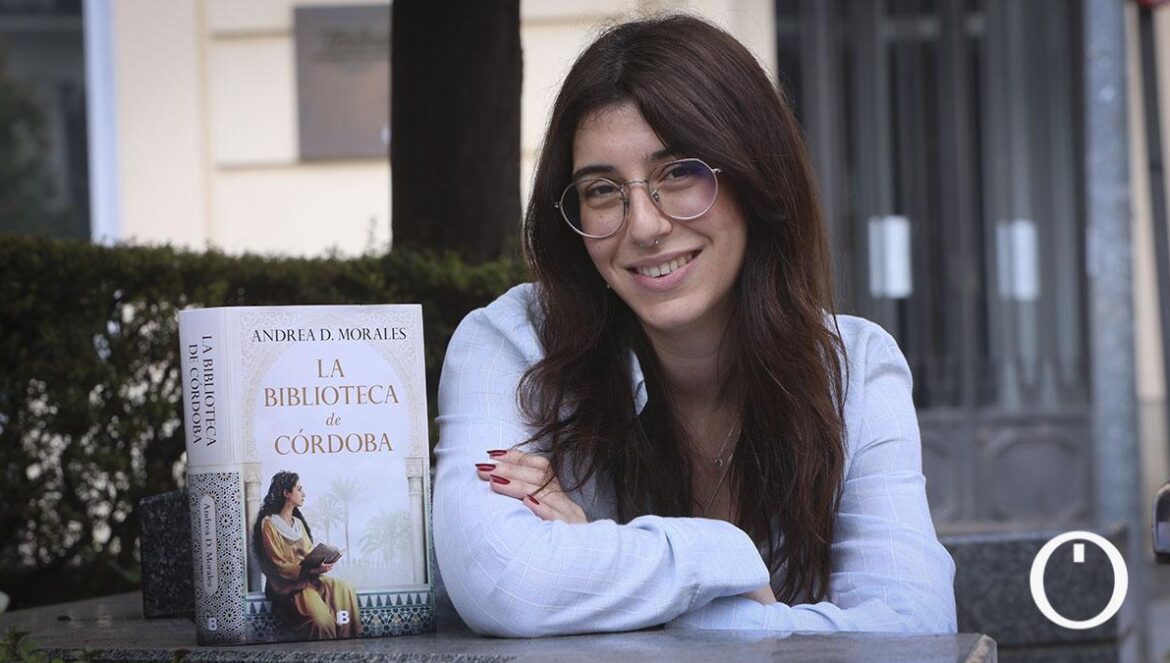 Andrea D. Morales, autora del libro 'La biblioteca de Córdoba' MADERO CUBERO Andrea D. Morales, autora del libro 'La biblioteca de Córdoba' MADERO CUBERO