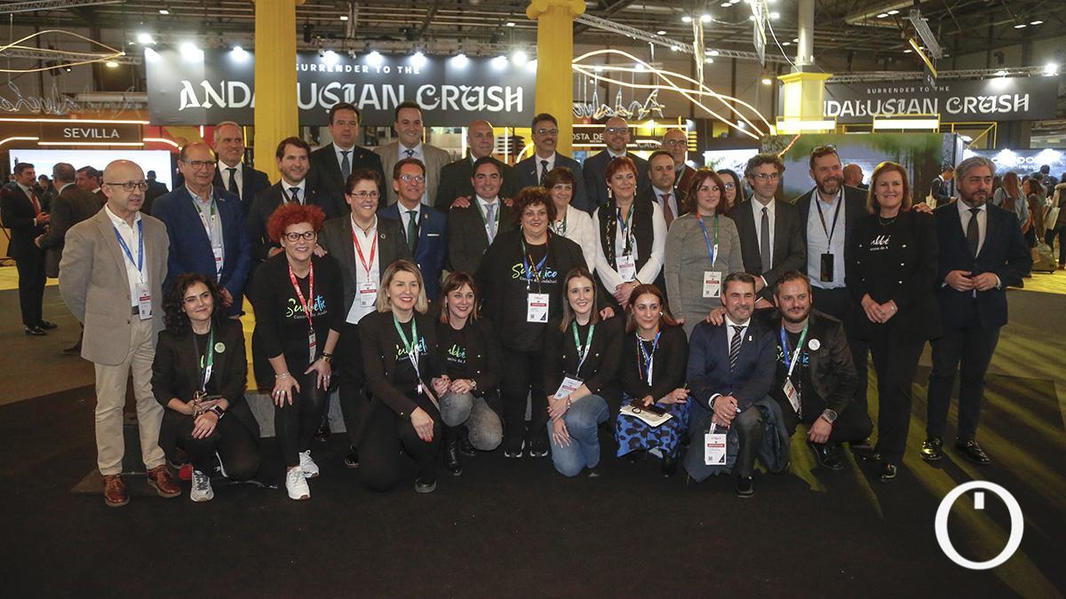 Presentación de la Subbética cordobesa en FITUR 2025 Presentación de la Subbética cordobesa en FITUR 2025 ÁLEX GALLEGOS Presentación de la Subbética cordobesa en FITUR 2025 ÁLEX GALLEGOS Presentación de la Subbética cordobesa en FITUR 2025 ÁLEX GALLEGOS