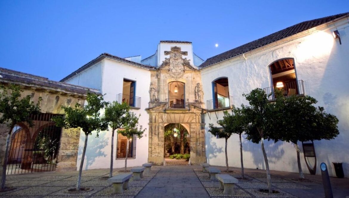 Fachada principal del Palacio de Viana de Córdoba.