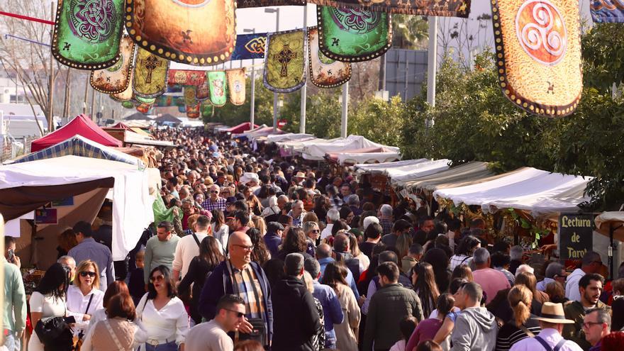 Córdoba se prepara para una nueva edición del mercado temático, anteriormente mercado medieval. / Manuel Murillo