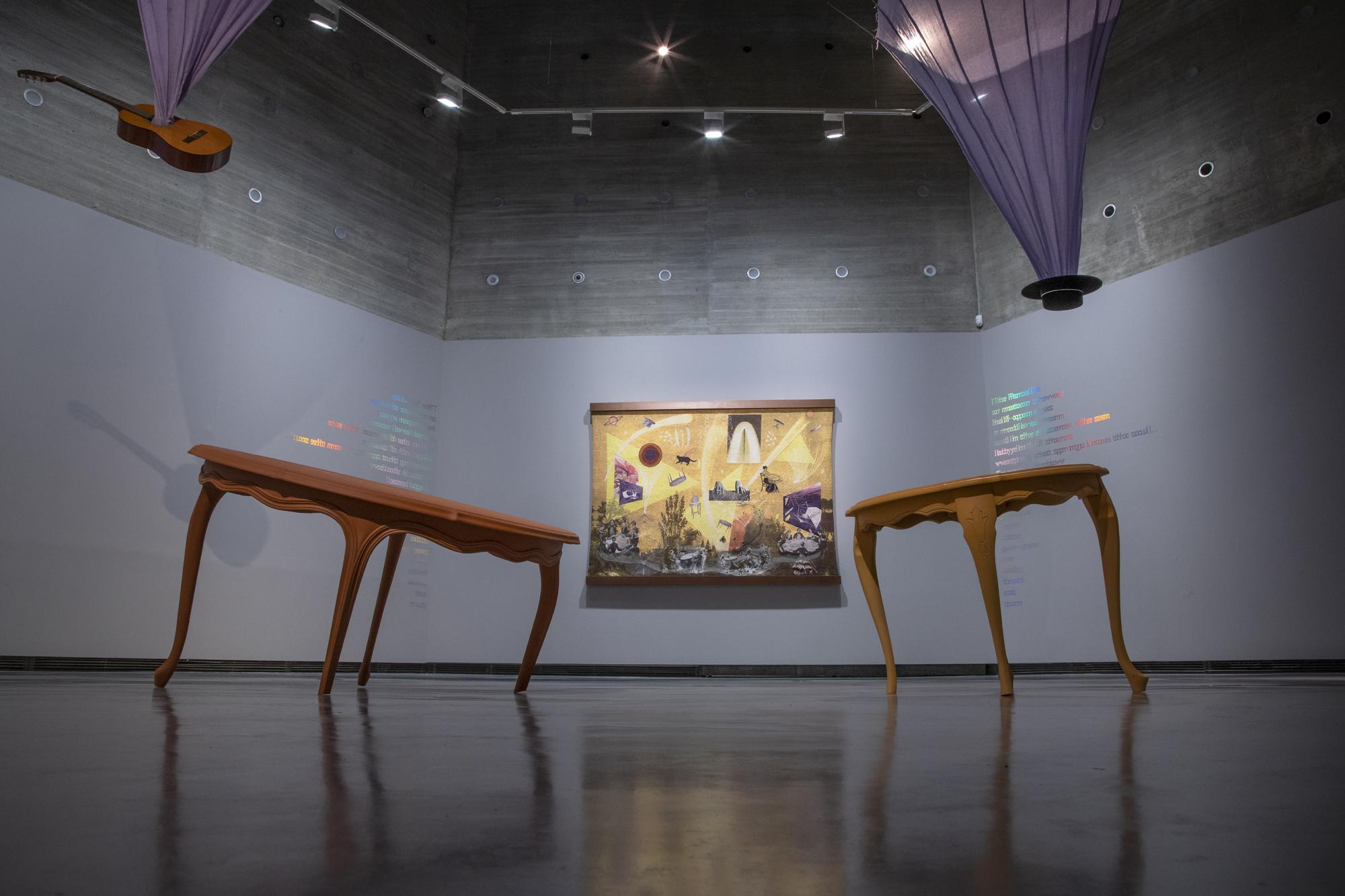 Exposición 'Las mesas danzantes' / C3A