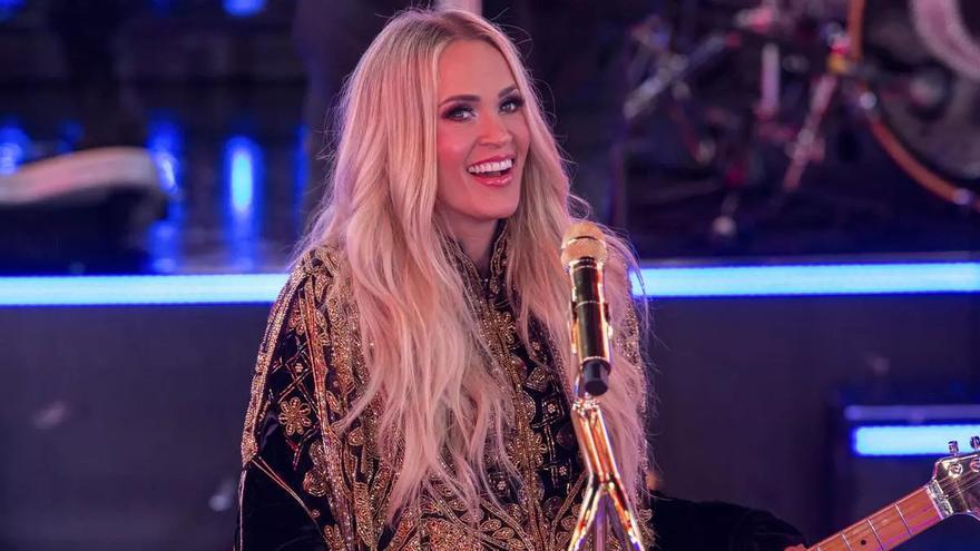La cantante Carrie Underwood en la celebración de Nochevieja de Times Square en Nueva York. / Ted Shaffrey. AP