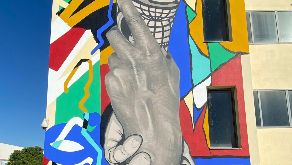 Mural 'Amistad' de los artistas Sake y Sota Pérez / Web Street Art Cities