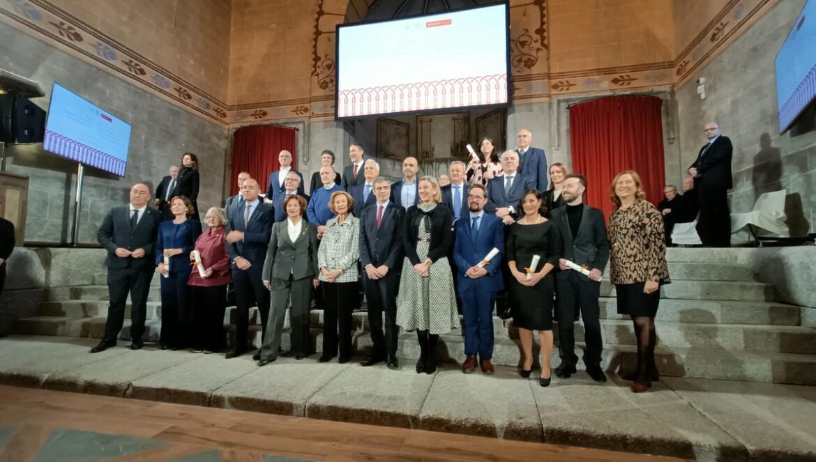 Foto de familia tras la entrega de premios.