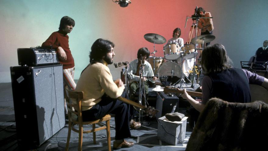 Los Beatles, en el estudio de grabación en 1969. / Ethan A. Russel