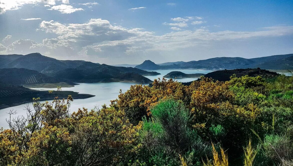 Sendero El Cañuelo en Iznájar / Turismo de la Subbética