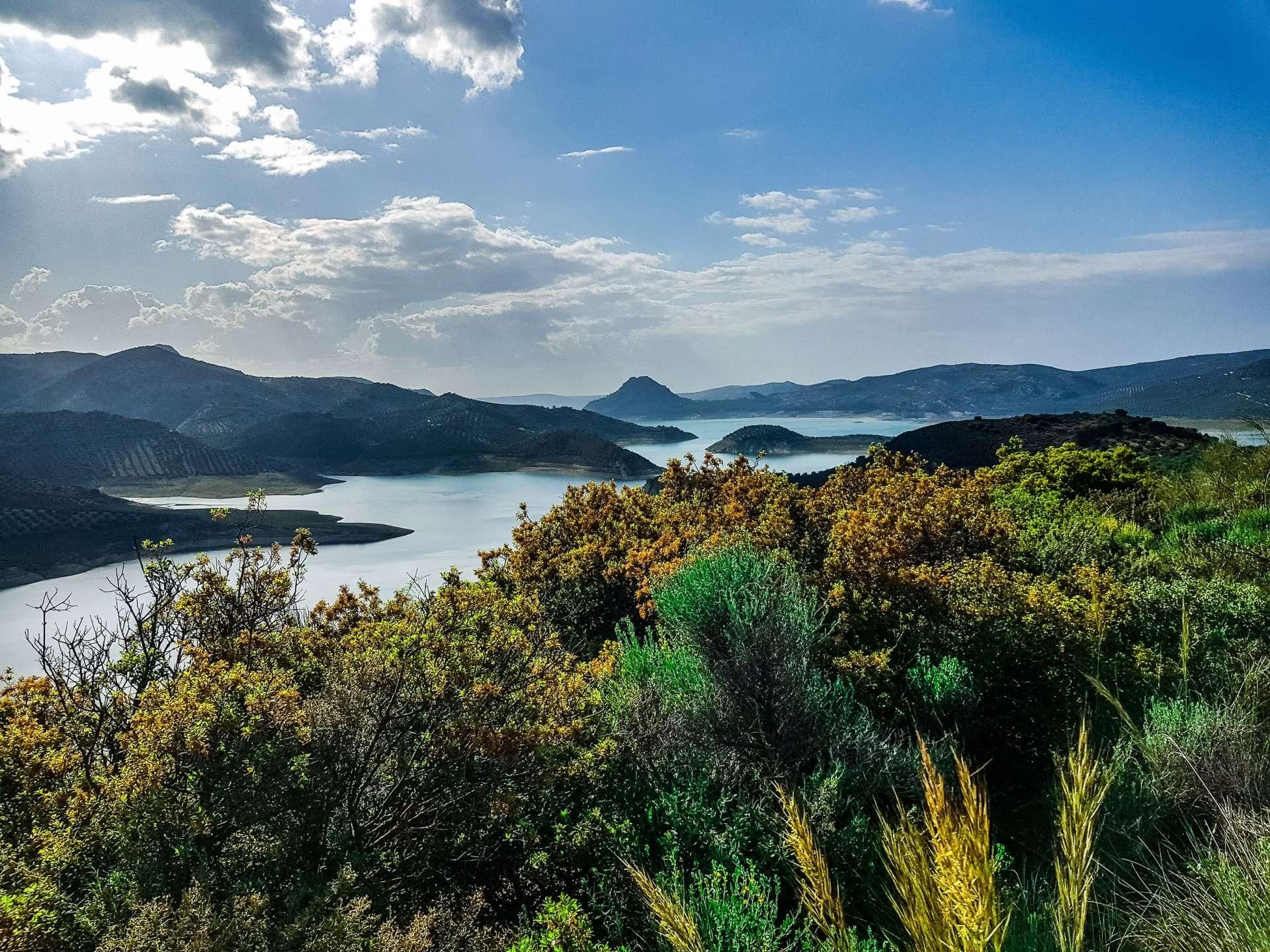 Sendero El Cañuelo en Iznájar / Turismo de la Subbética