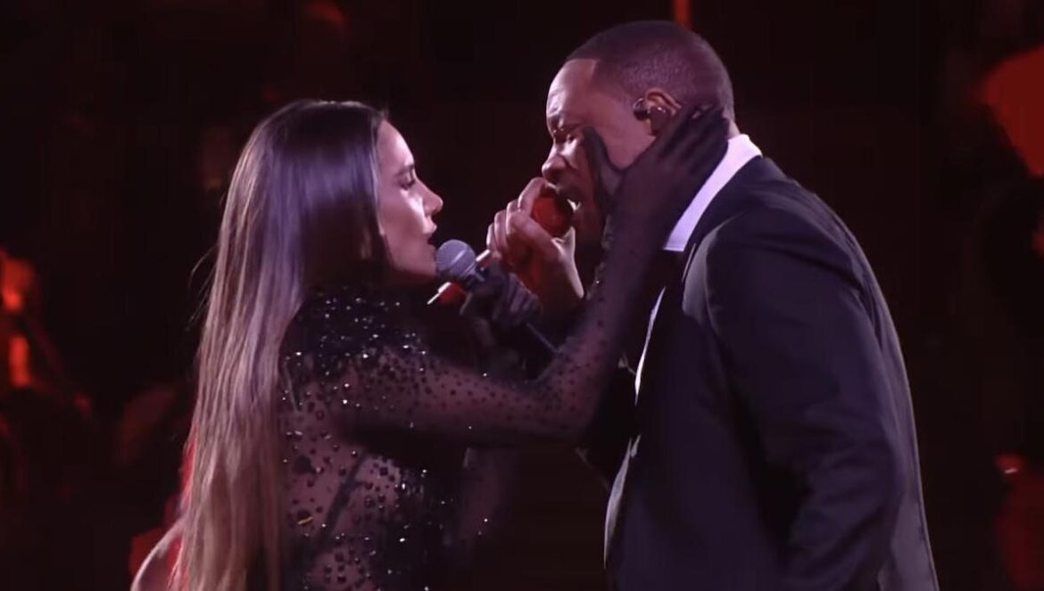 India Martínez y Will Smith en los premios Lo Nuestro.