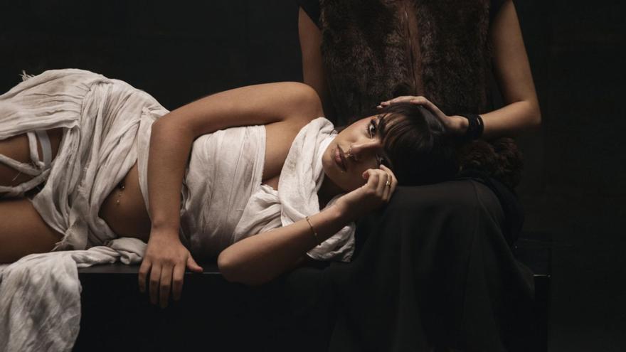 «El amor propio me ha dado muchas alegrías; el otro, todo tormento» | ADRIANA ROSLIN