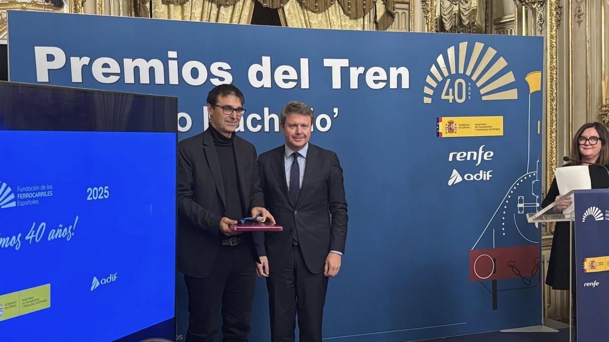 Pablo García Casado recibe el Premio del Tren.