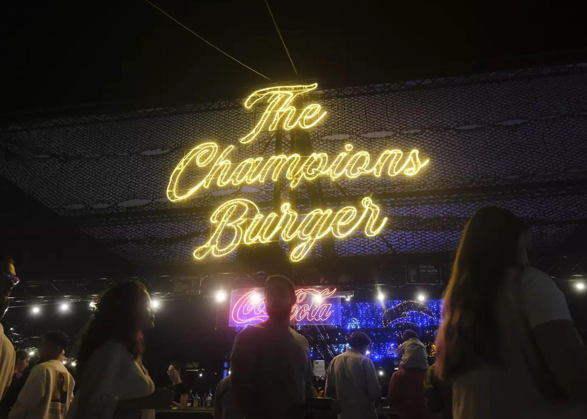 The Champions Burger en Córdoba / Juan Ayala