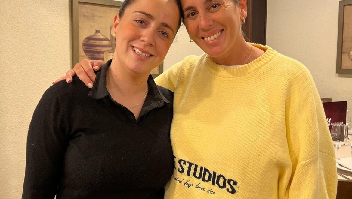 Anabel Pantoja junto a Sofía Díaz, de Restaurante Casa Antonio / Redes Restaurante Casa Antonio