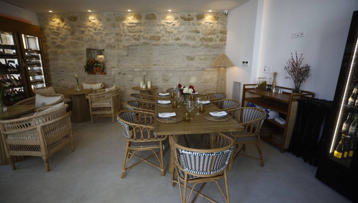 Restaurante de La Portería de Santa Clara / Miguel Ángel Salas