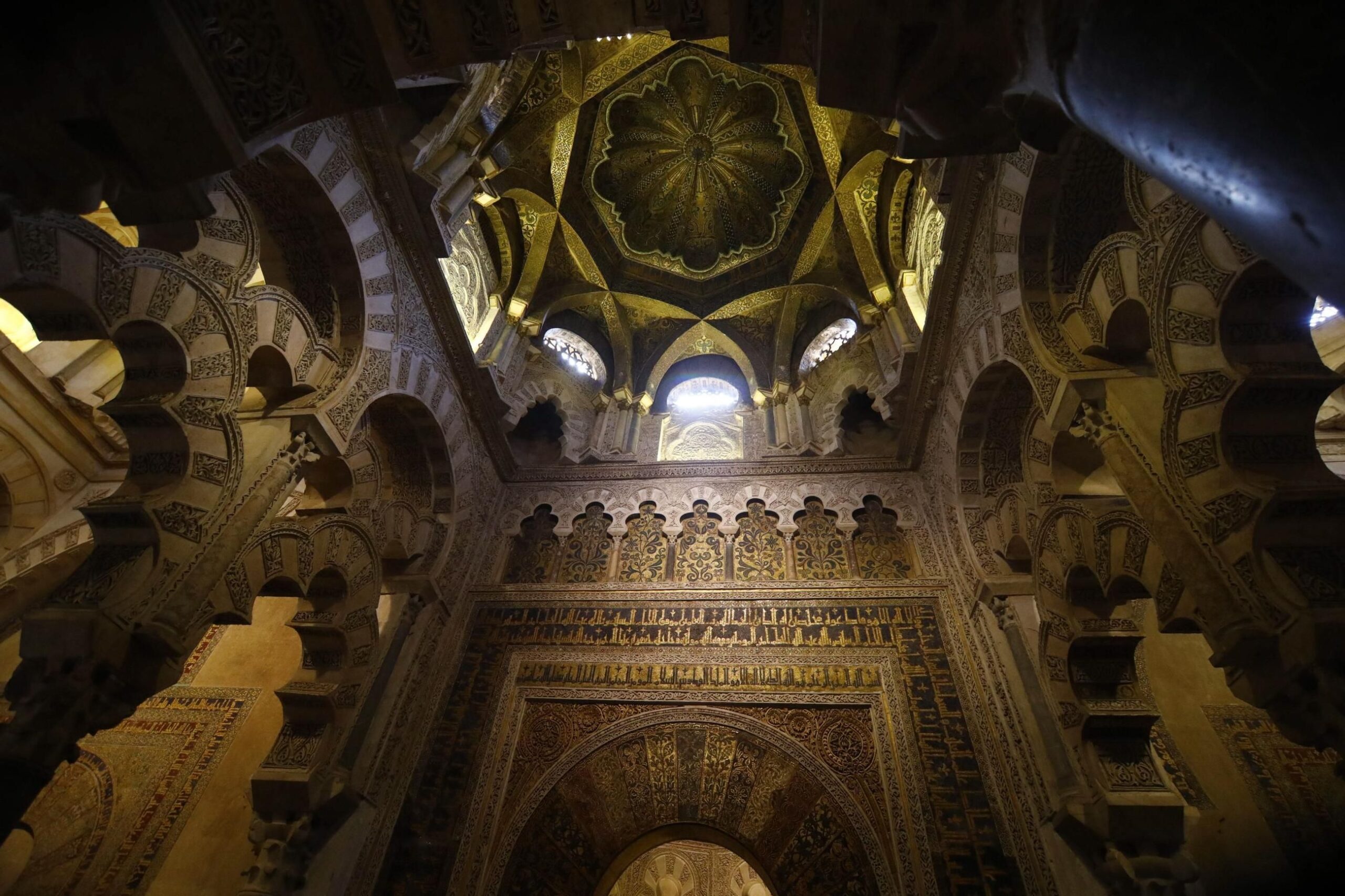 Interior de las cúpulas de la macsura de la Mezquita-Catedral de Córdoba / Efe / Salas