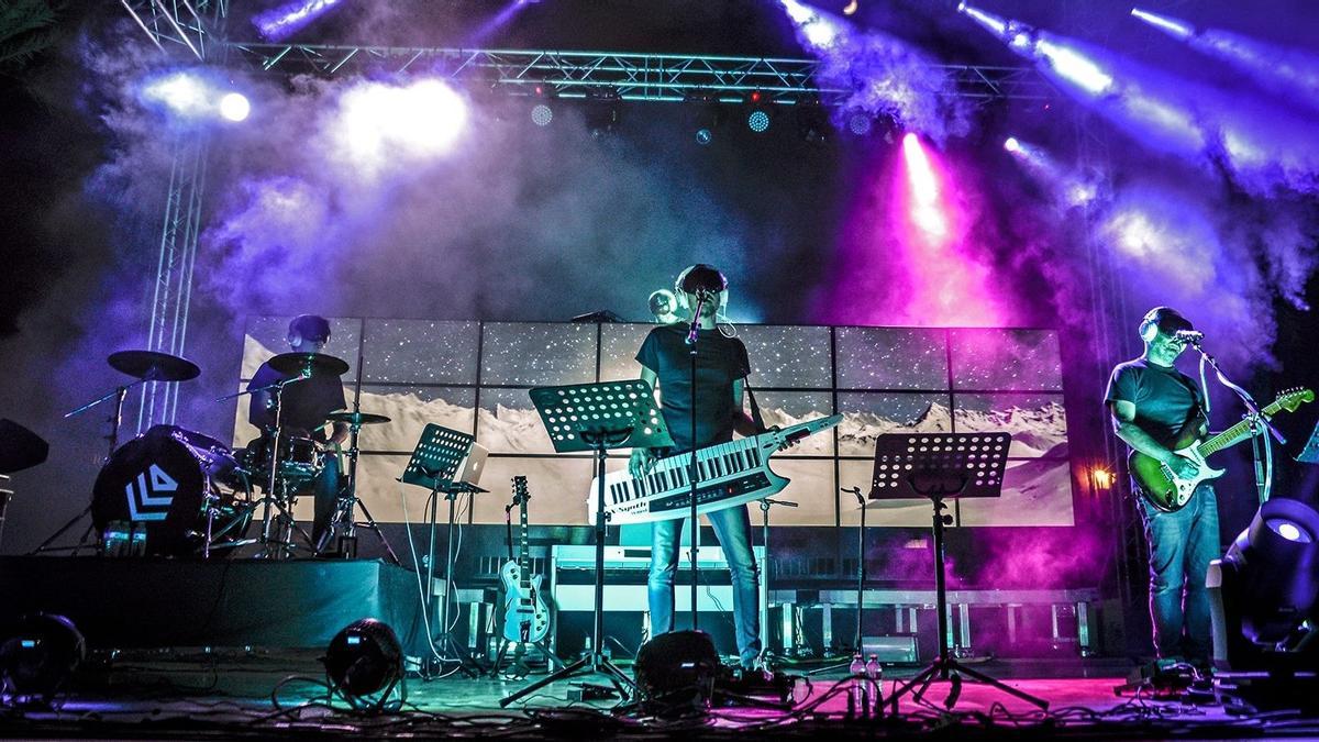 Una actuación de La Casa Azul FB Oficial La Casa Azul Julio Pérez Sotillo