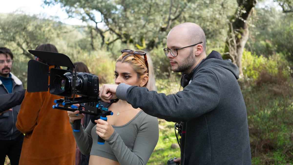 Alex Sereno y Celia Kiedis Alex Sereno y Celia Kiedis preparando una escena de 'Lady Sakura'. Alex Sereno y Celia Kiedis posando con los trofeos